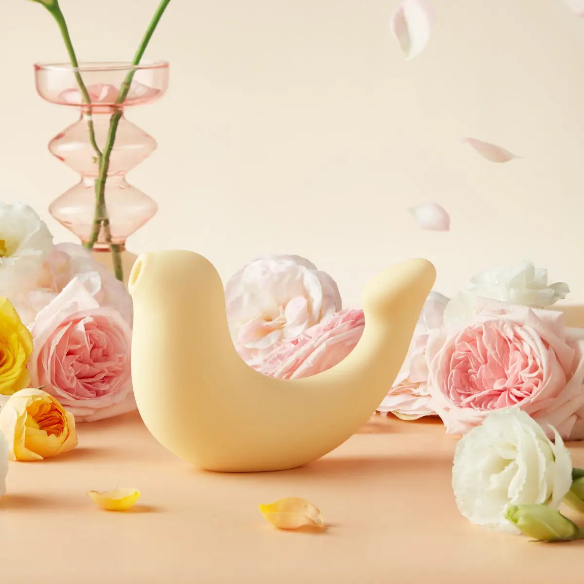 osuga g-spa yellow clitoral sucking vibrator and g-spot massager